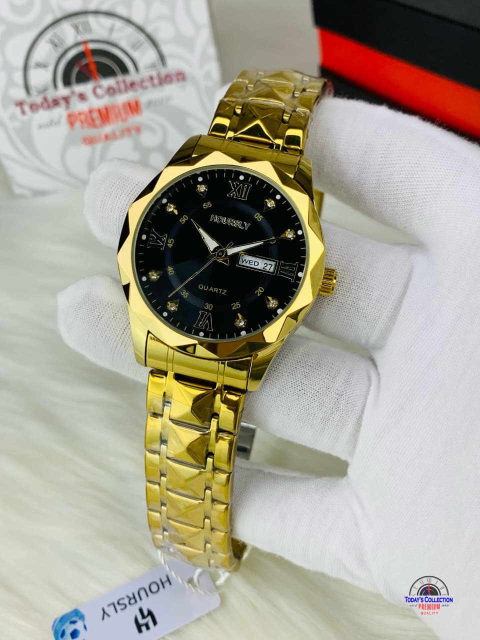 Horsly Premium Watch - Golden with Black Dial